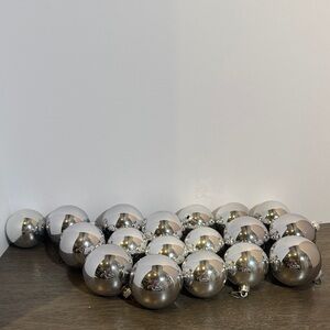 Silver Christmas ornaments lot of 18 mix of plastic and glass same color